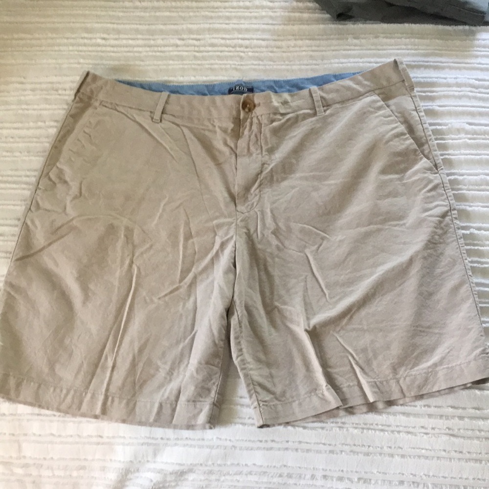Mens Izod 100% Cotton Bermuda Shorts KhakiSize 40